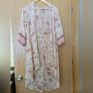 Maurices blush sheer w/metalic pinstripe floral kimono hi low wrap bell sleeve S